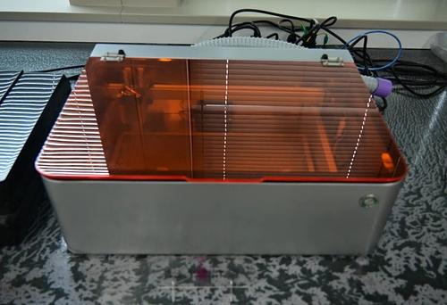 レーザー加工機