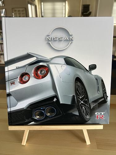 カタログ　GT－R　R35